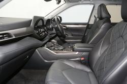 2023 Toyota Kluger Grande