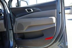 2024 Kia Carnival S