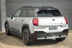 2025 MINI Aceman JCW E Favoured