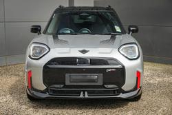 2025 MINI Aceman JCW E Favoured