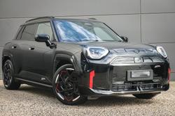 2025 MINI Aceman JCW E Favoured