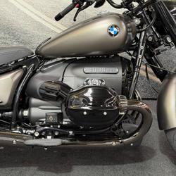 2023 BMW Motorrad R 18 CLASSIC KHAKI