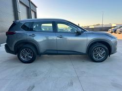 2025 Nissan X-TRAIL ST