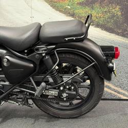 2025 Royal Enfield 2025 Royal Enfield 350CC CLASSIC 350 STEALTH BLACK Black