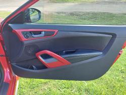 2012 Hyundai Veloster SR Turbo