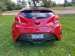 2012 Hyundai Veloster SR Turbo