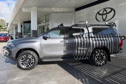 2021 Toyota Hilux SR5