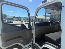 2020 Fuso Canter 815