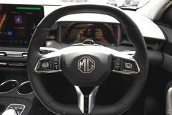 2025 MG MGS5 EV Essence 62 ZS3EM MY25 Diamond Red