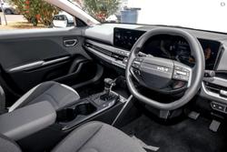 2025 Kia K4 S