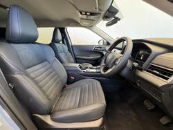 2025 Mitsubishi Outlander Aspire