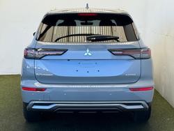 2025 Mitsubishi Outlander Aspire