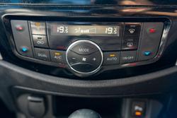 2015 Nissan Navara ST-X