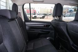 2022 Toyota Hilux SR