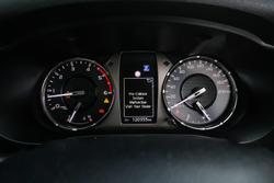 2022 Toyota Hilux SR