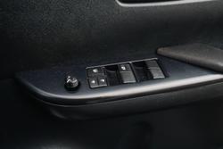2022 Toyota Hilux SR