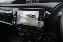 2022 Toyota Hilux SR