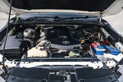 2022 Toyota Hilux SR
