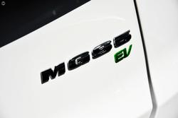 2025 MG MGS5 EV Essence 62 ZS3EM MY25 Dover White