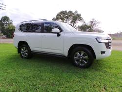 2022 Toyota Landcruiser VX