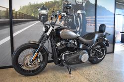 2018 HARLEY-DAVIDSON FXBB STREET BOB