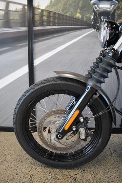 2018 HARLEY-DAVIDSON FXBB STREET BOB