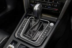 2021 Volkswagen Passat 206TSI R-Line