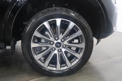 2025 Ford Everest Platinum