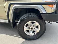 2020 TOYOTA LANDCRUISER GXL (4x4) VDJ76R Sandy Taupe