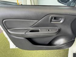 2019 Mitsubishi Triton GLX