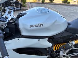 2015 DUCATI 899 PANIGALE White