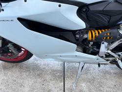 2015 DUCATI 899 PANIGALE White