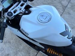 2015 DUCATI 899 PANIGALE White