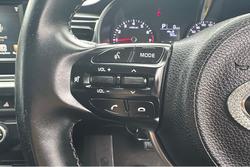 2017 Kia Rio Si