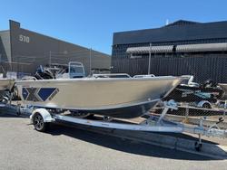 2026 QUINTREX 490 Renegade SC