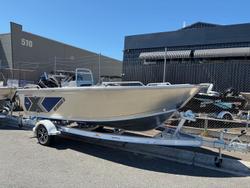 2026 QUINTREX 490 Renegade SC