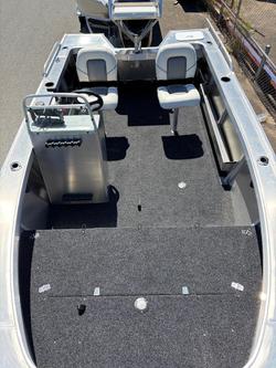 2026 QUINTREX 490 Renegade SC