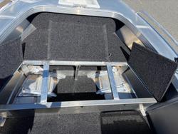 2026 QUINTREX 490 Renegade SC