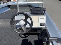 2026 QUINTREX 490 Renegade SC