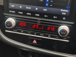 2019 Mitsubishi Outlander LS