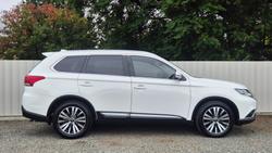 2019 Mitsubishi Outlander LS