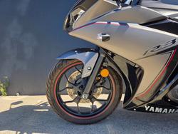 2016 Yamaha YZF-R3 BLACK