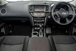 2017 Nissan Pathfinder ST