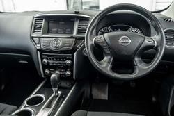 2017 Nissan Pathfinder ST