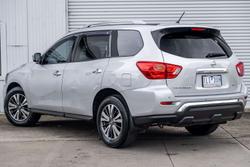 2017 Nissan Pathfinder ST