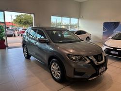 Nissan X-TRAIL ST (4WD)