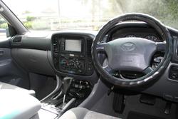 2000 Toyota Landcruiser GXL FZJ105R Glacier White