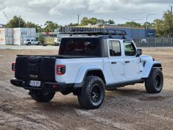 2021 Jeep Gladiator Night Eagle