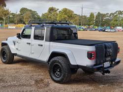 2021 Jeep Gladiator Night Eagle