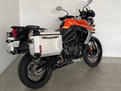2019 Triumph Tiger 800 XCA Tiger Orange